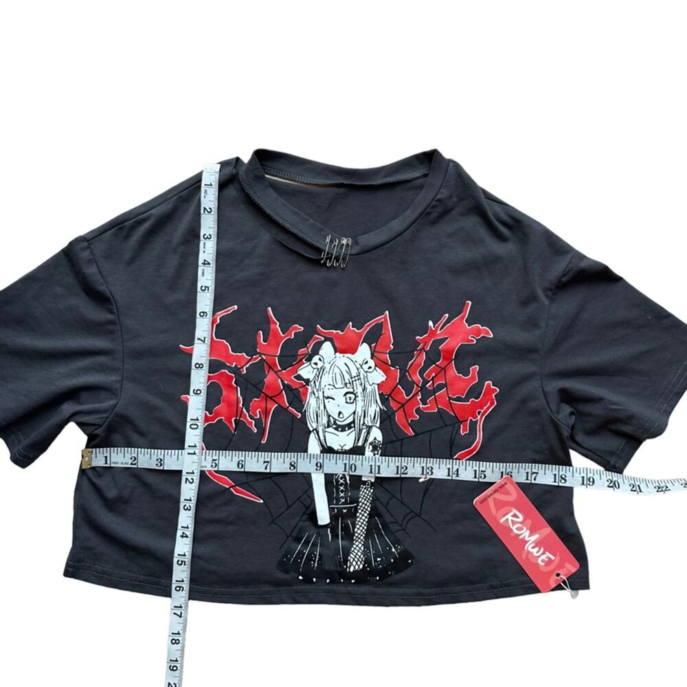 NWT Romwe Anime Girl Boxy Fit Crop Top Size Medium - Picture 4 of 10